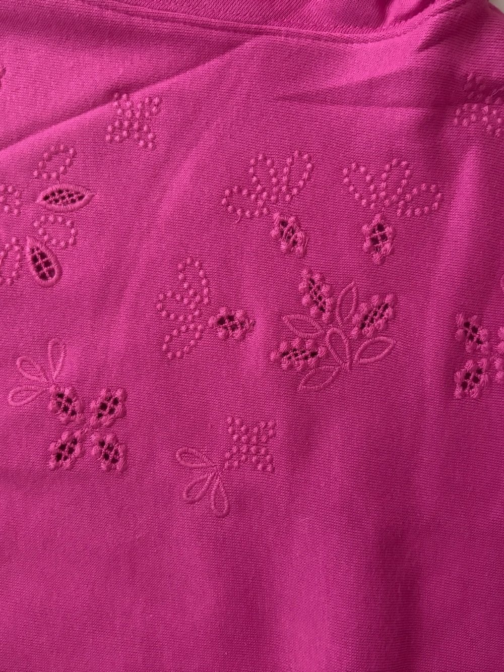 Maurices Fuchsia Crewneck Sweatshirt with Embroidered Floral Detail - Picture 3 of 8